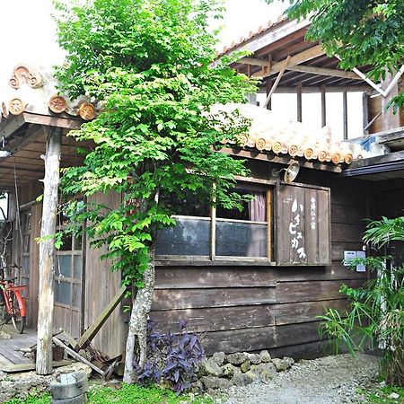 Nakijin No Yado Hibiscus Hotel Kültér fotó