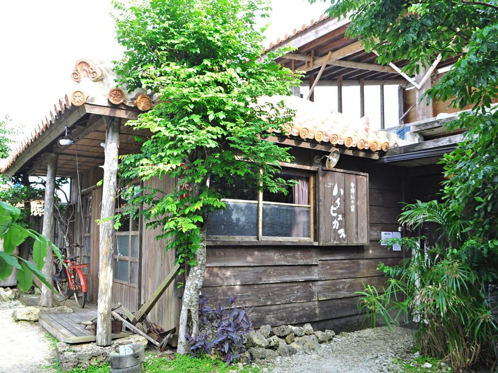 Nakijin No Yado Hibiscus Hotel Kültér fotó